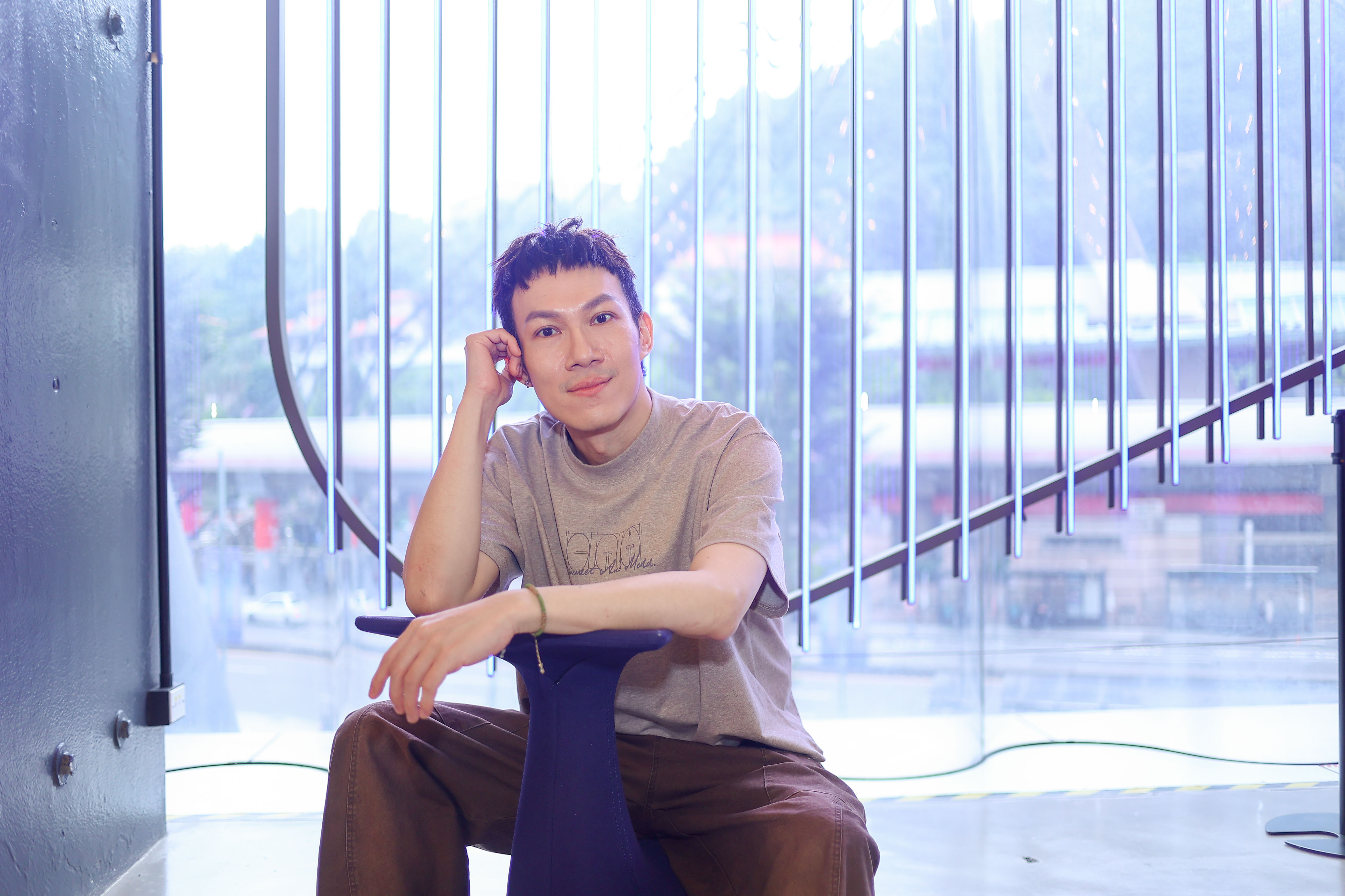 專訪／龔鈺祺把思念化成一座月光動物園 在樂音裡安放離別與陪伴