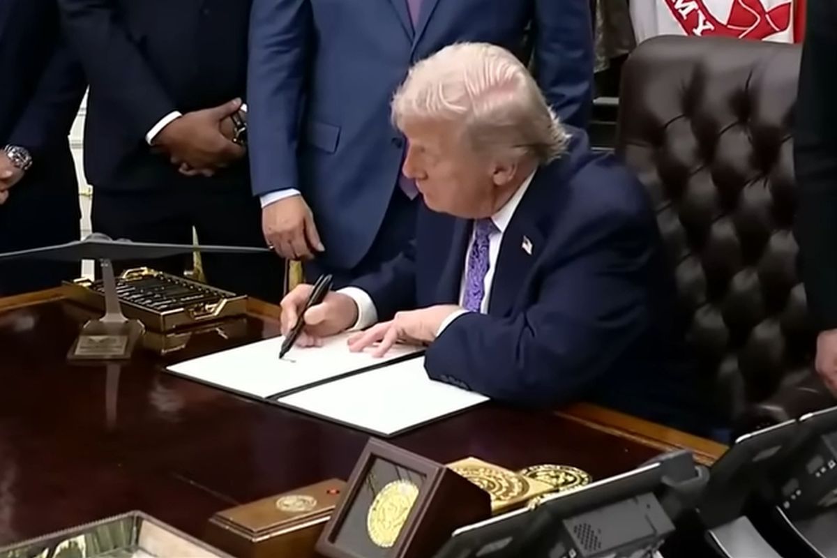 川普簽了「美國退群中」　一口氣退出66個國際組織