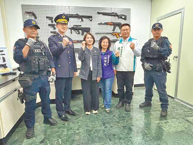 屏警啟用槍彈實驗室、補強裝備