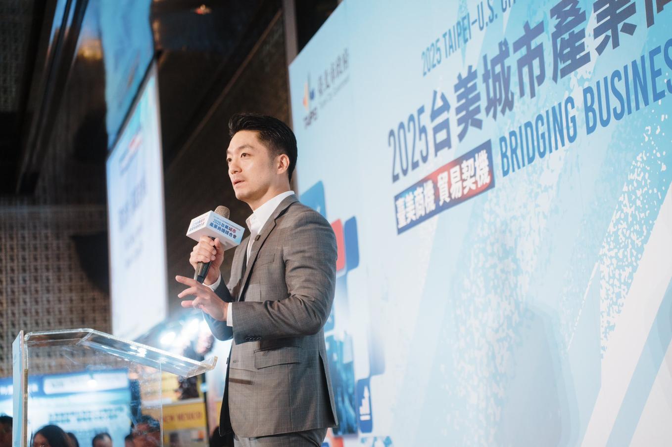 營養午餐攻防戰！蔣萬安籲中央聽地方意見　黃國昌批綠營反對國會財劃法