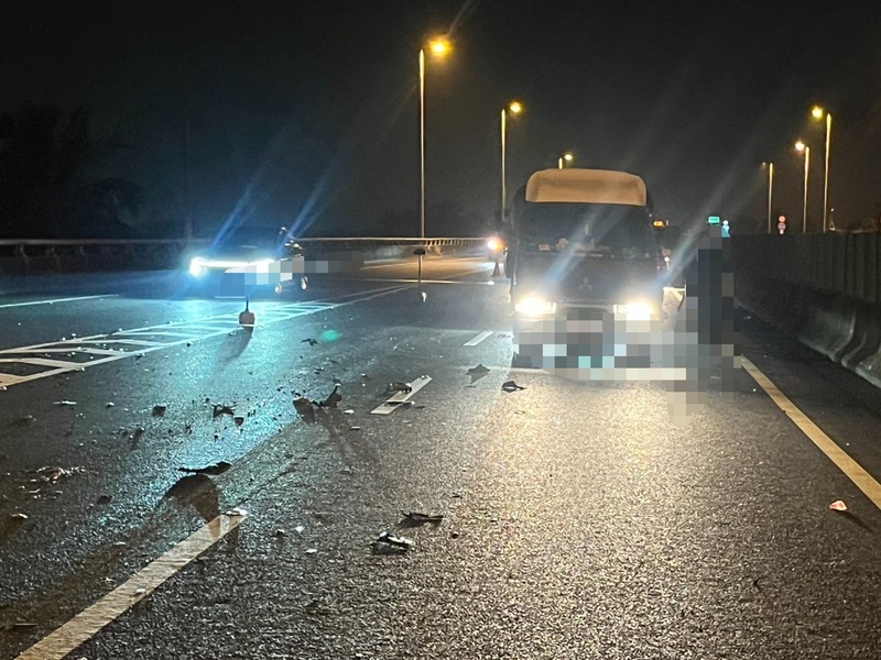 8旬翁疑騎車逆向上國道　對撞貨車亡 (圖)