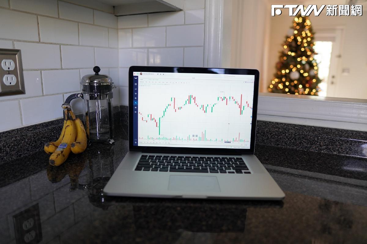 三大法人買超93.5億元！投信出貨下台股又創新高　股民嘆：沒影響力了