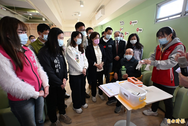 守護長者用藥安全 彰化藥師進入日照中心幫把關