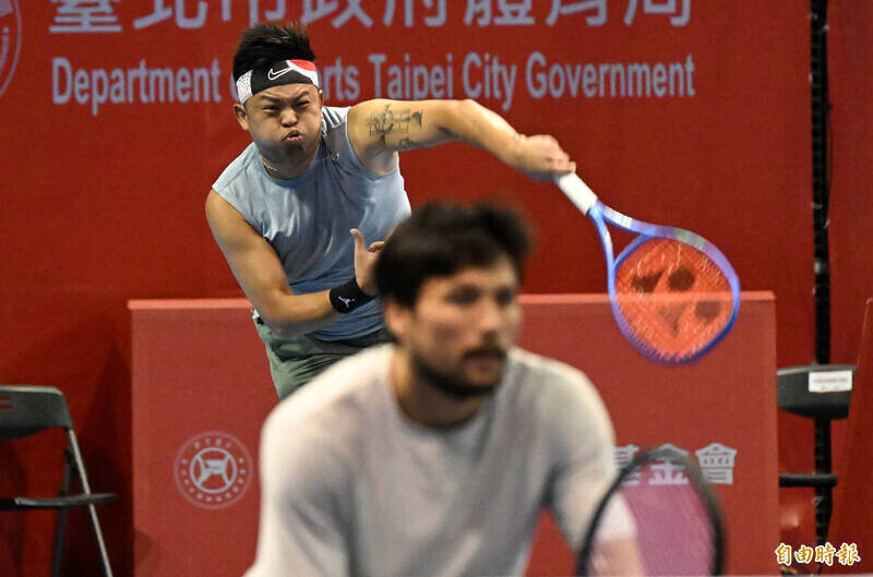 網球》謝政鵬攜手黃琮豪搶10射日 暖武里挑戰賽4強卡位