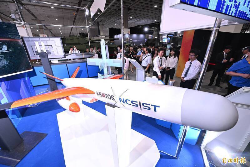 「勁蜂四型」無人機本月下旬在美實測 射程1000公里競逐國際訂單