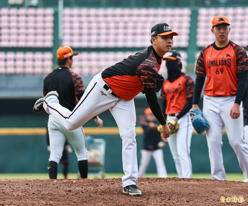 中職》遭戰力外後獲2隊邀約 24歲火球男仍回獅隊有原因