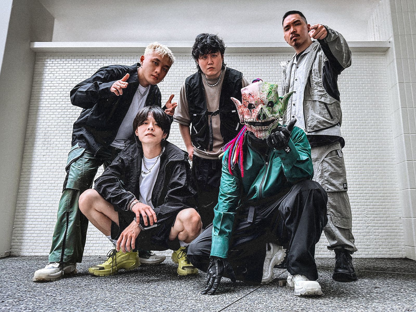 陳亞蘭首登大港開唱　聯手血肉果汁機掀起台味極限衝擊