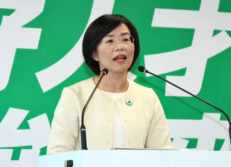 蘇巧慧喊「營養午餐免費」　黃國昌酸虛偽