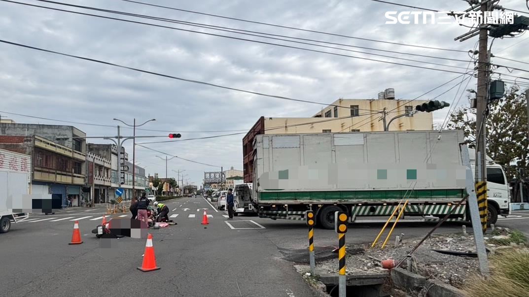 彰化福興死亡車禍！大貨車路口左轉害撞...