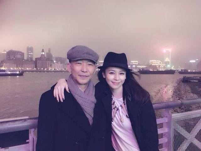 元旦是爸爸忌日！徐若瑄喪父8週年悲嘆「開心不起來」：無法寫出祝福