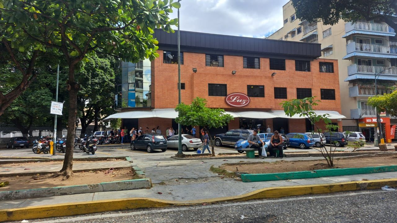 川普接管委內瑞拉！貨幣3天貶近100%　台商崩潰：資產腰斬急買家電保值