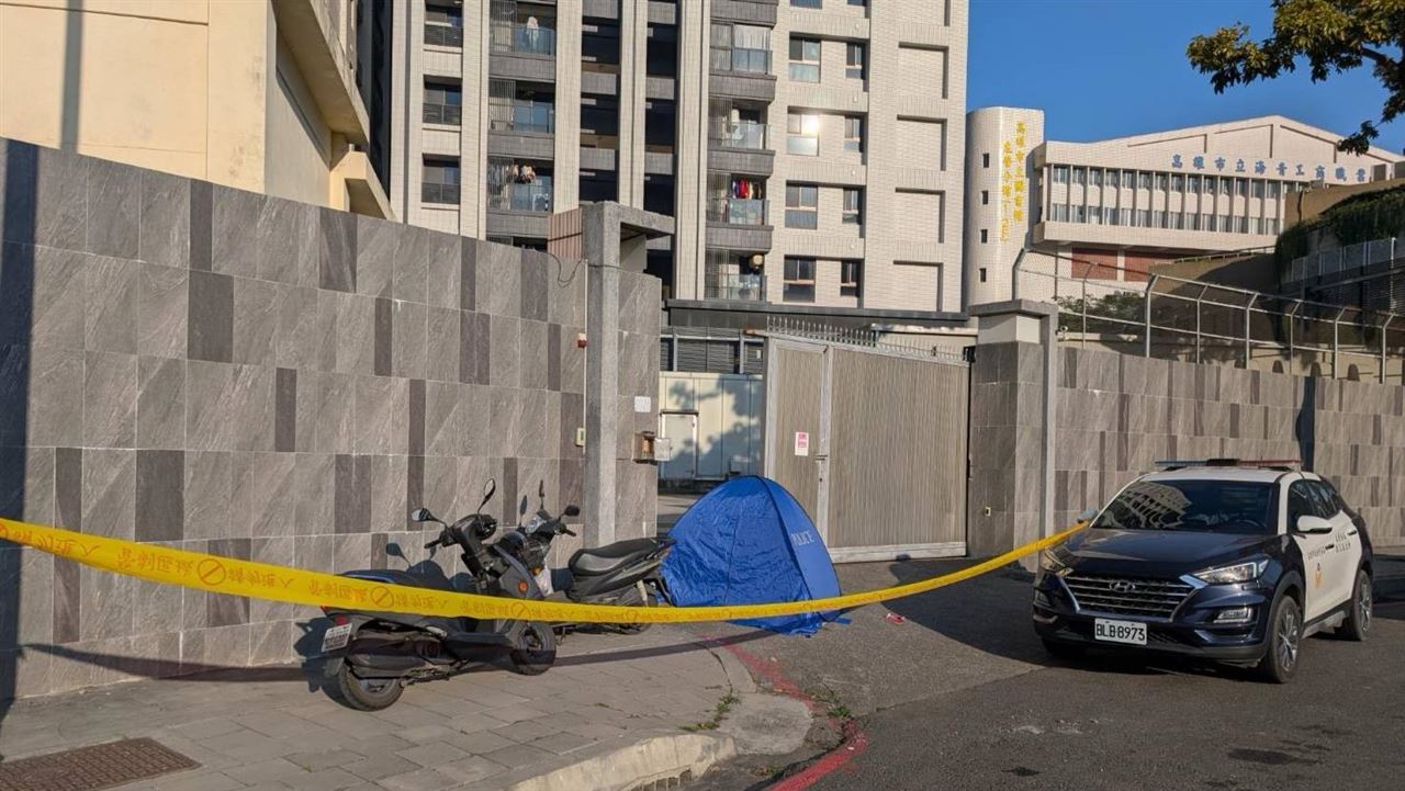 快訊／鐵門關上來不及走？台電員工慘遭夾困當場死亡