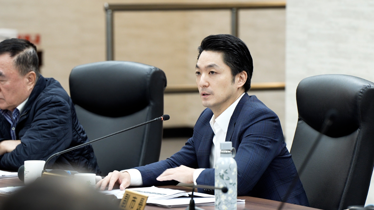 批民進黨投資戰火　國民黨：藍白執政縣市投資下一代、共推營養午餐免費