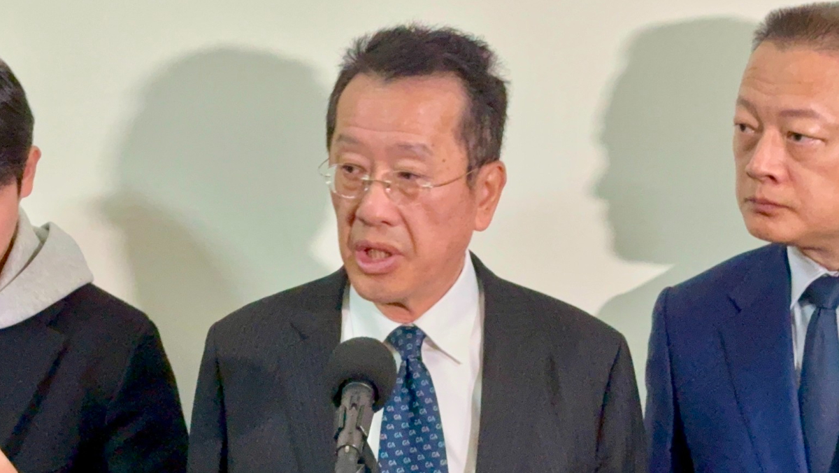 顧立雄：MMC軟體升級已穩定沒有不堪負荷　防寒衣預計3月前全數交貨