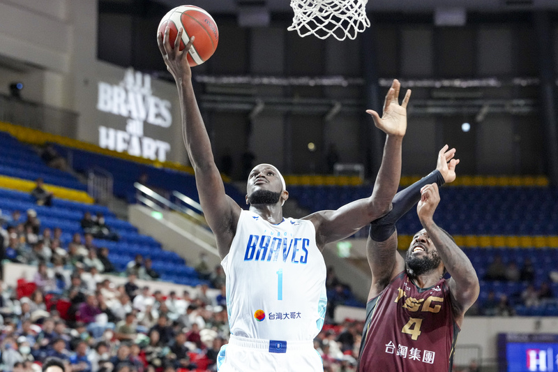 PLG勇士力克獵鷹　莫巴耶拿下23分 (圖)