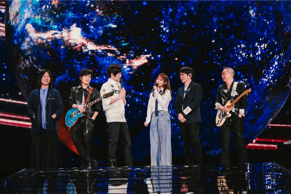 五月天冠佑女兒準備上大學 感謝阿信給她第二人生