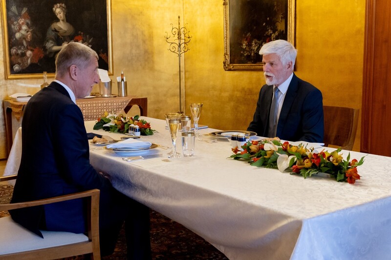 捷克總統帕維爾與總理巴比斯討論格陵蘭議題 (圖)