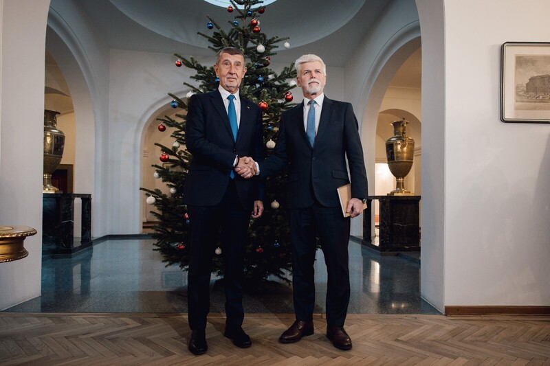 捷克總統帕維爾會晤總理巴比斯 (圖)