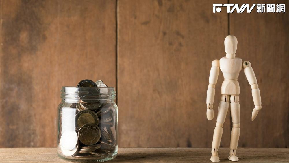 記憶體風暴未歇！國家隊反手甩賣力積電近萬張　這線纜大廠「沾光銅價創高」遭結帳2.44億