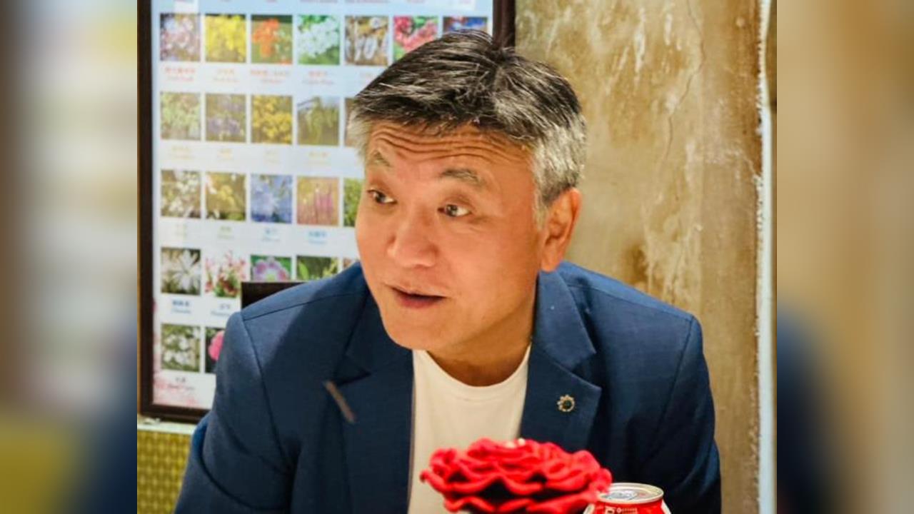 挑戰花蓮王！媒體人嗆傅崐萁：民主的恥辱　爭取藍營提名「終結王朝」