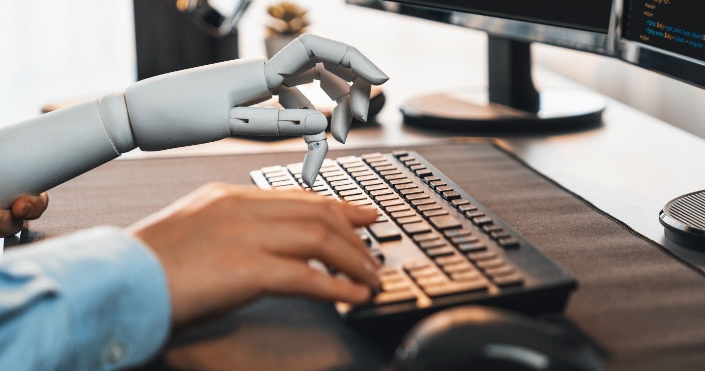 AI 取代工作？DeepMind 與 Anthropic 老闆最新警告：初級職位首當其衝！