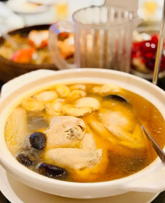 罷團感恩餐會超豪華　網質疑錢從哪來：不是32比0大罷免大失敗？