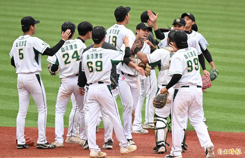 大專棒球聯賽》明天4強決戰三重 贏家爭冠！