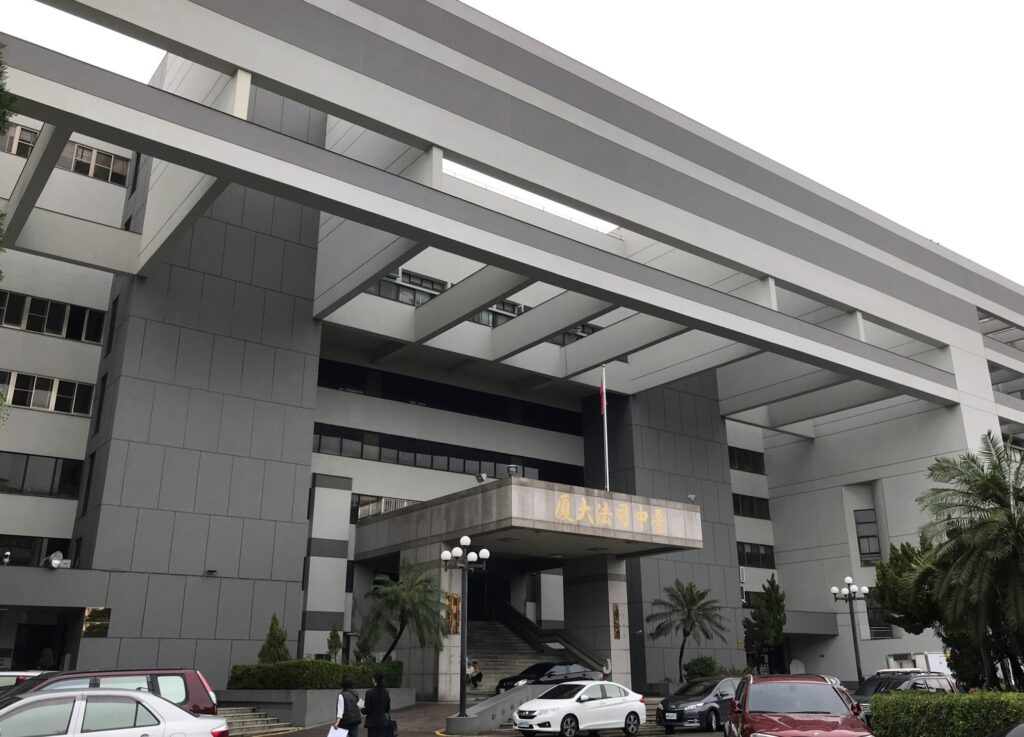 利用國際電話轉接詐騙 不法所得一千五百萬元