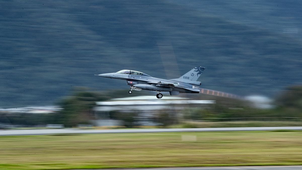 重返戰備！F-16V完成「天安2號」特檢　今起恢復訓練