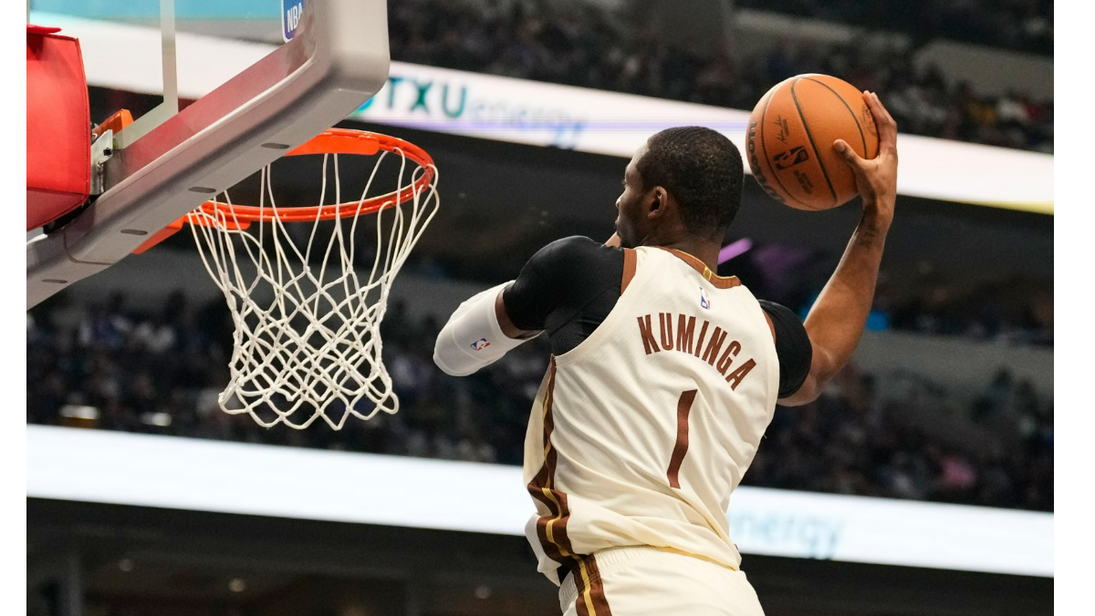 （影）連2場登場竟受傷　勇士庫明加左扭腳踝又傷膝蓋