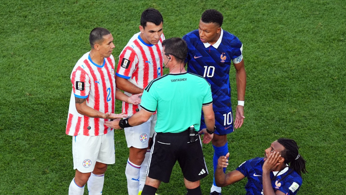 世足賽》法巴之戰爭議判決不斷　FIFA裁判主席怒了：應取消執法資格