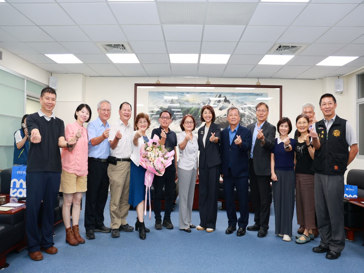 南投縣政府表揚6名退休人員　許淑華祝福感謝期傳承經驗