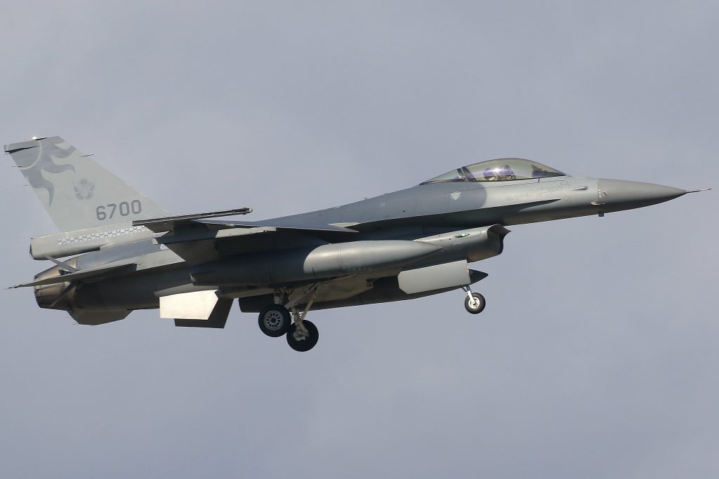 〈社論〉戰機失事背後軍購因素，必須嚴肅檢討