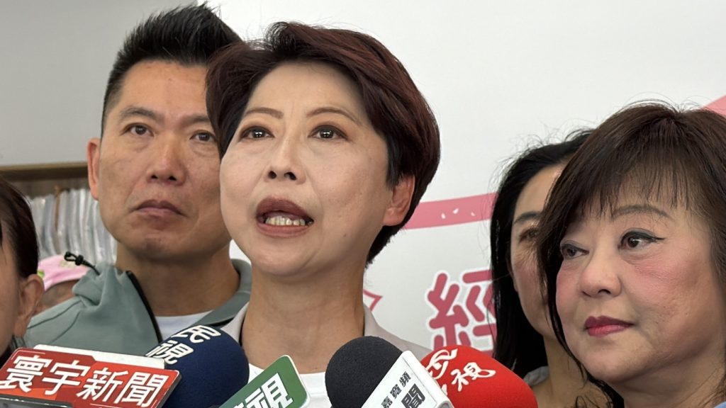 林俊憲民調輸她！選南市長 妃龍大戰
