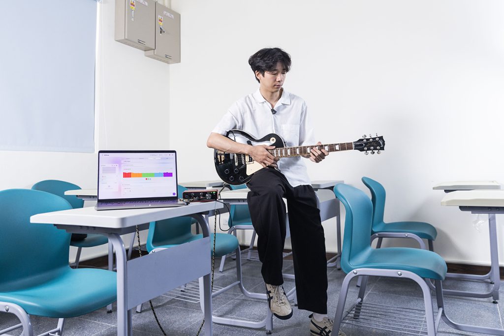 海大學生梁祐嘉奪蘋果獎 研發吉他App成台灣之光
