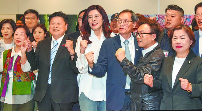 鄭麗文：彰化縣採徵召 宜蘭在野合作下...