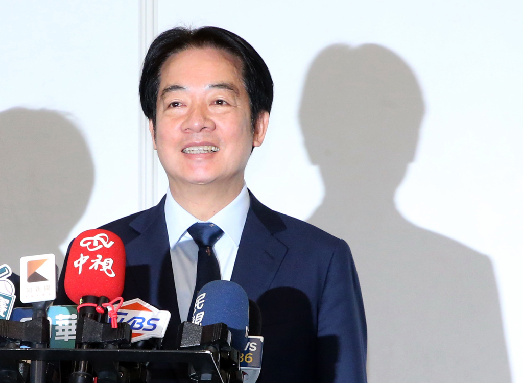 賴自號「AI總統」呵呵笑？謝寒冰示警1事：這種人很危險