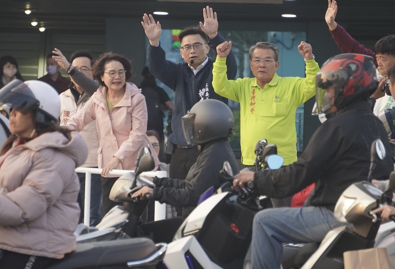 賴瑞隆拚民進黨高雄市長初選民調（1） (圖)