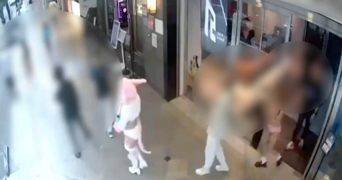 動漫展場爆持槍擄人！經紀糾紛翻臉3女Coser遭強押上車　警攔車救人再搜出毒