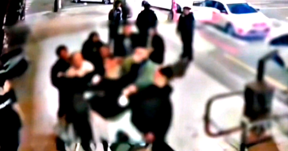 酒客想護花搞錯了！男接女友被誤「搭訕」慘遭圍毆