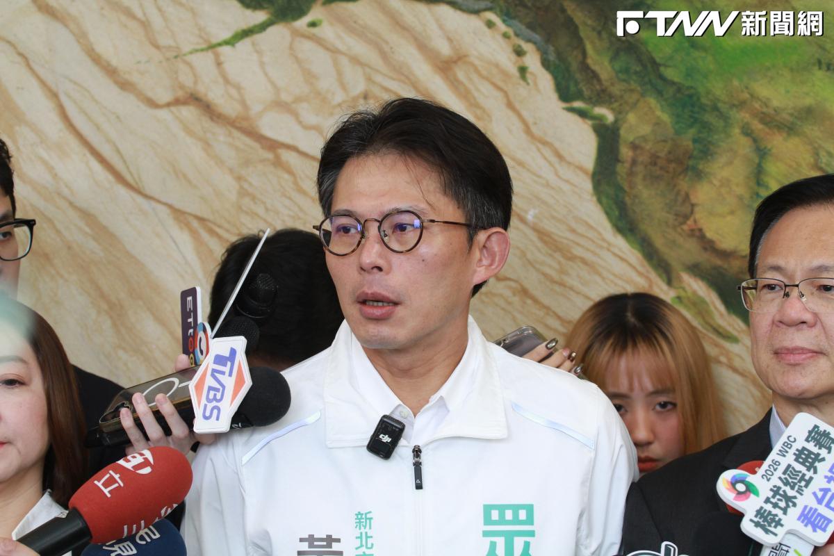 黃國昌稱只帶走機密資料30秒　綠黨團調監視器打臉：消失鏡頭前就42秒