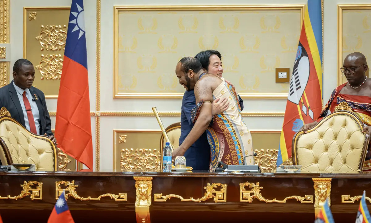 巷仔內／台灣要跨黨派團結！不要「豬隊...