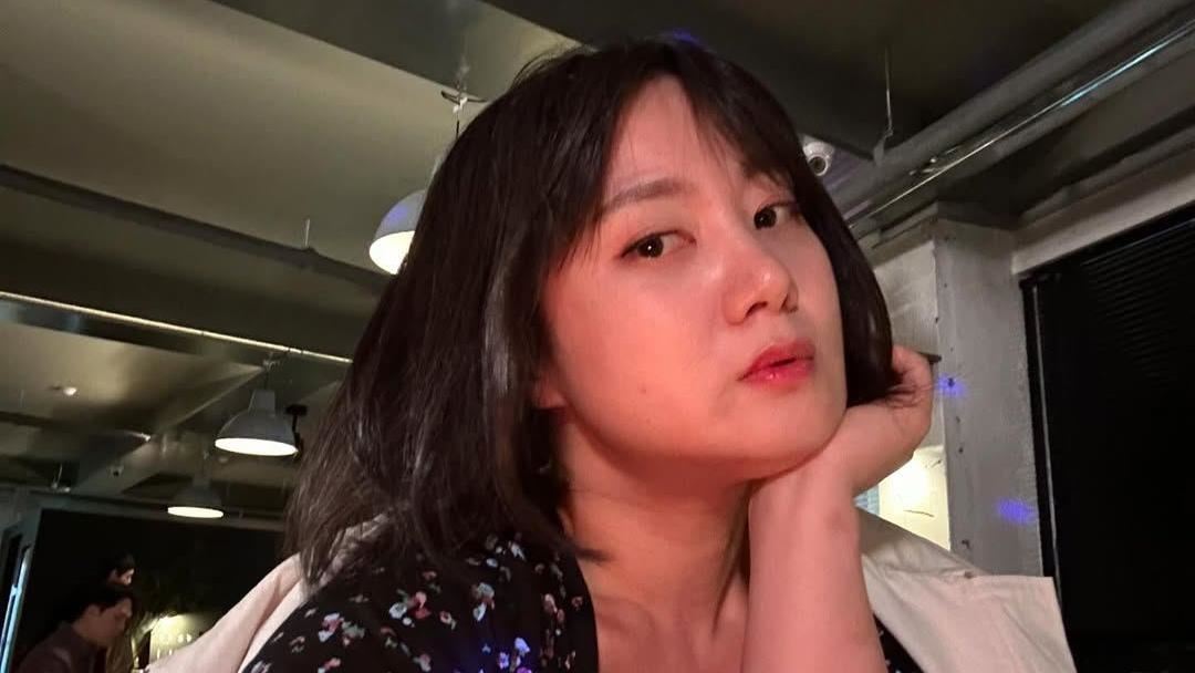 才爆車內活春宮！女星槓經紀人　自爆「薪水不一定準時發」遭炎上