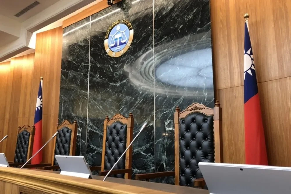 司法烏龍檔案：恣意草率怠職法官的勘驗、鑑定形式化空洞化誤判