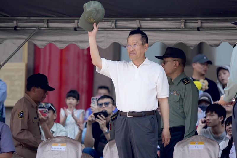 顧立雄出席高中儀隊決賽暨國軍社團成發...