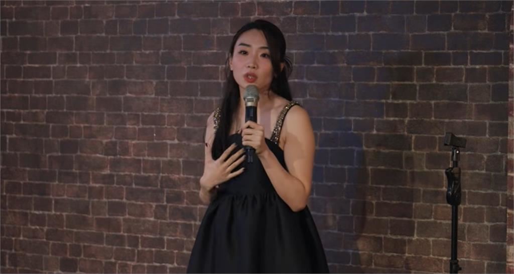 遭林妍霏酸私下叼著菸！李多慧首發聲：真的不喜歡抽菸　低沉嗓音網急勸