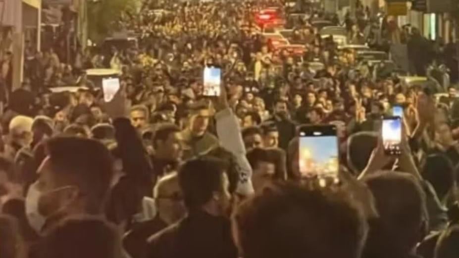 連伊朗都搖搖欲墜！媒體人：整天對我們文攻武嚇的中國還能置身事外？